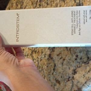 Introstem stem cell anti aging wrinkle treatment & D'or24k moisturizer.